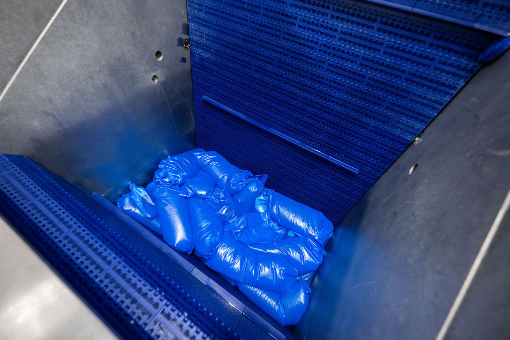 Belt Chiller with bags