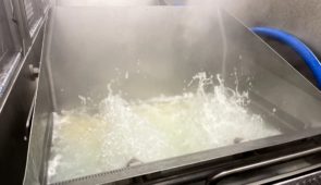 An industrial food machine working with energy efficient measures